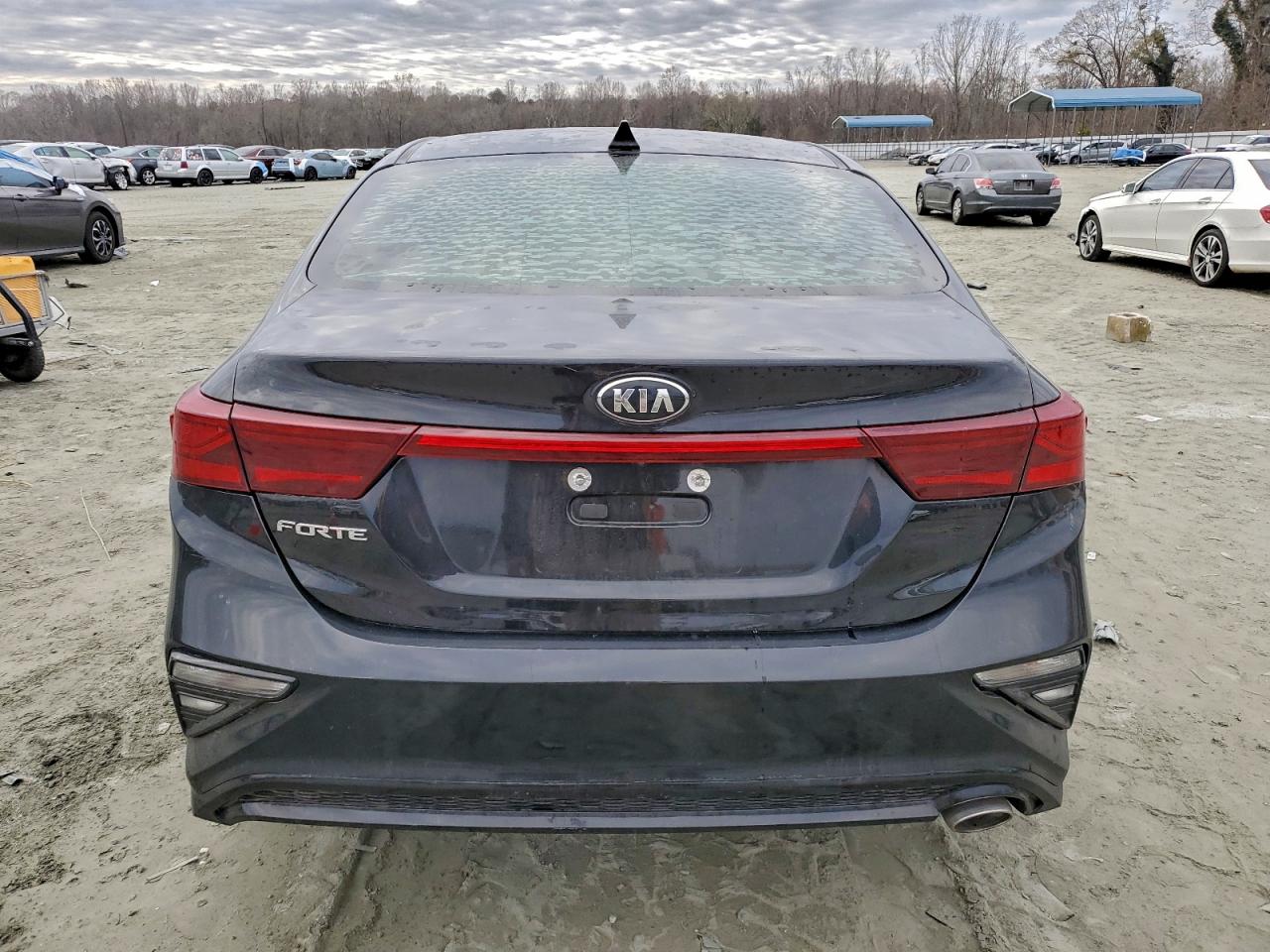 2019 KIA FORTE FE photo 6