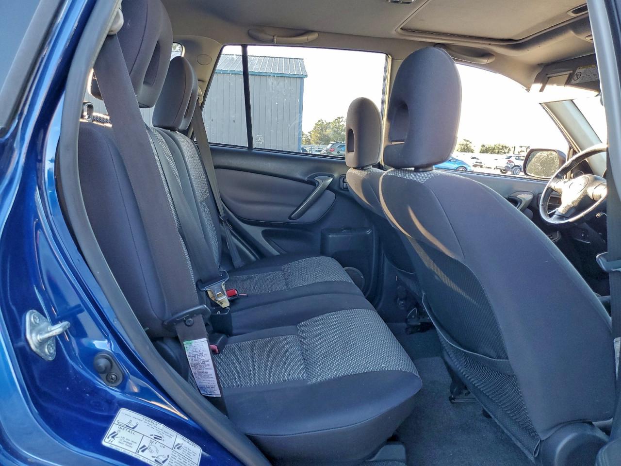 2005 TOYOTA RAV4 photo 21