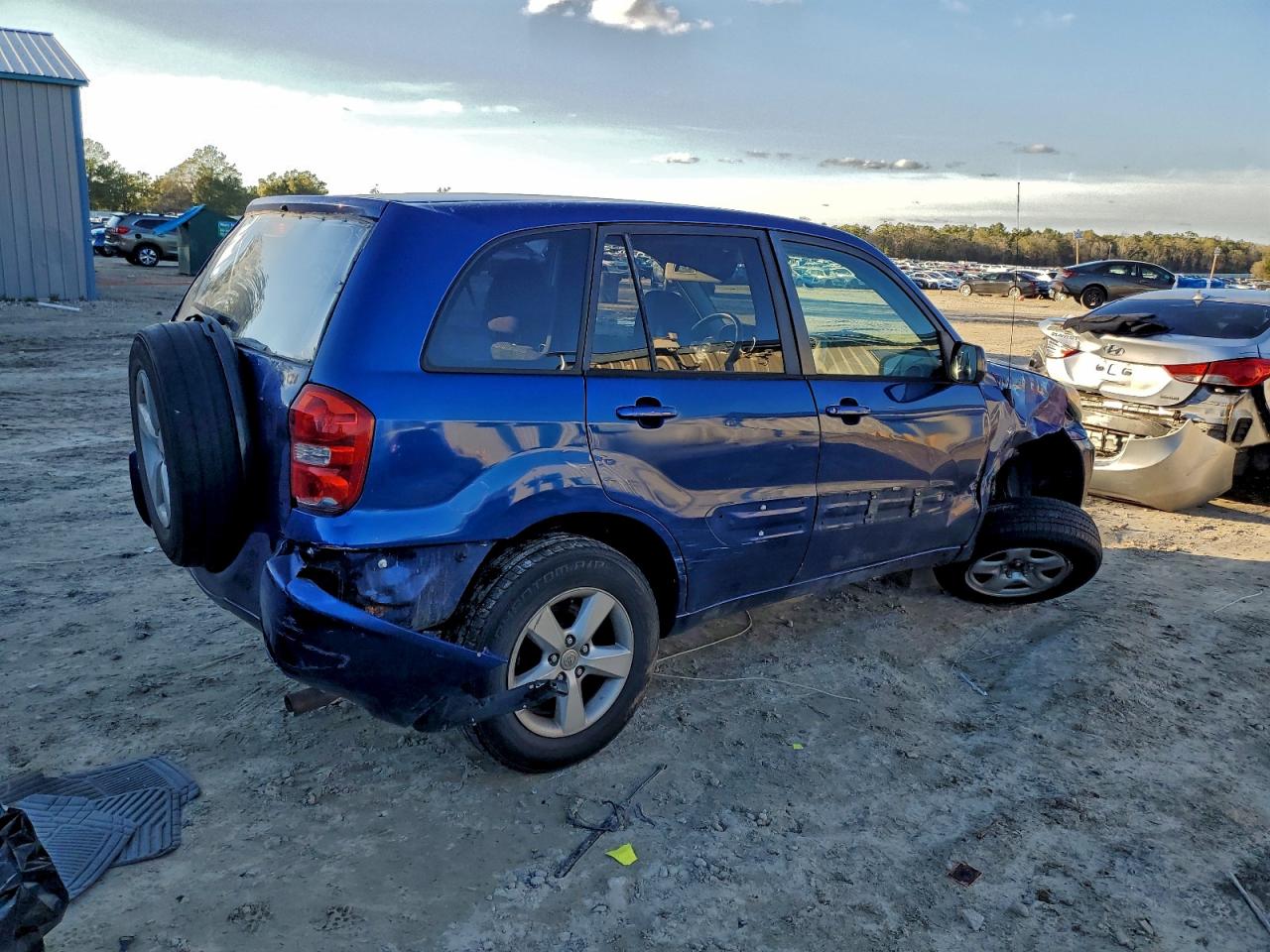 2005 TOYOTA RAV4 photo 5