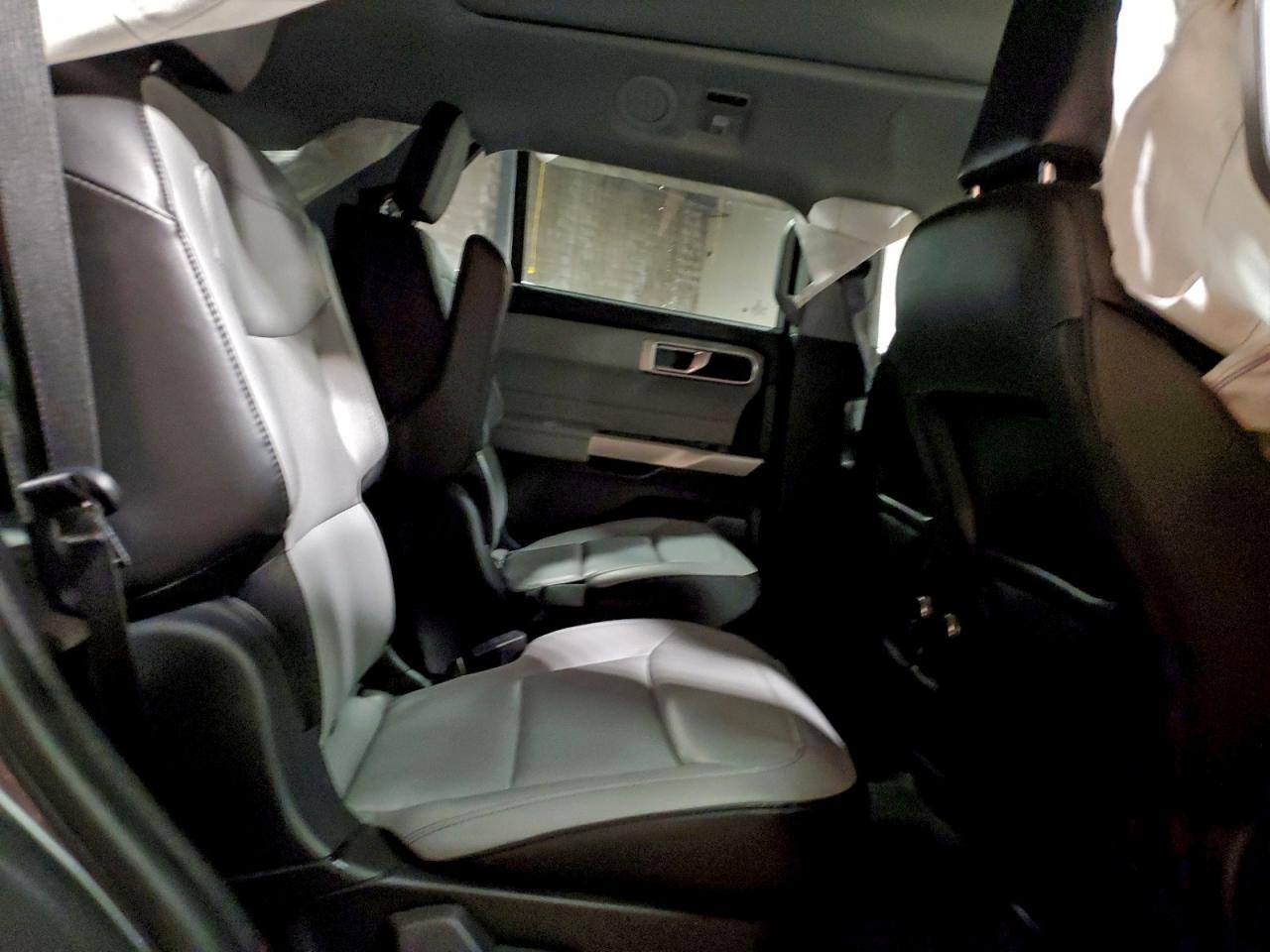 2021 FORD EXPLORER XLT photo 11