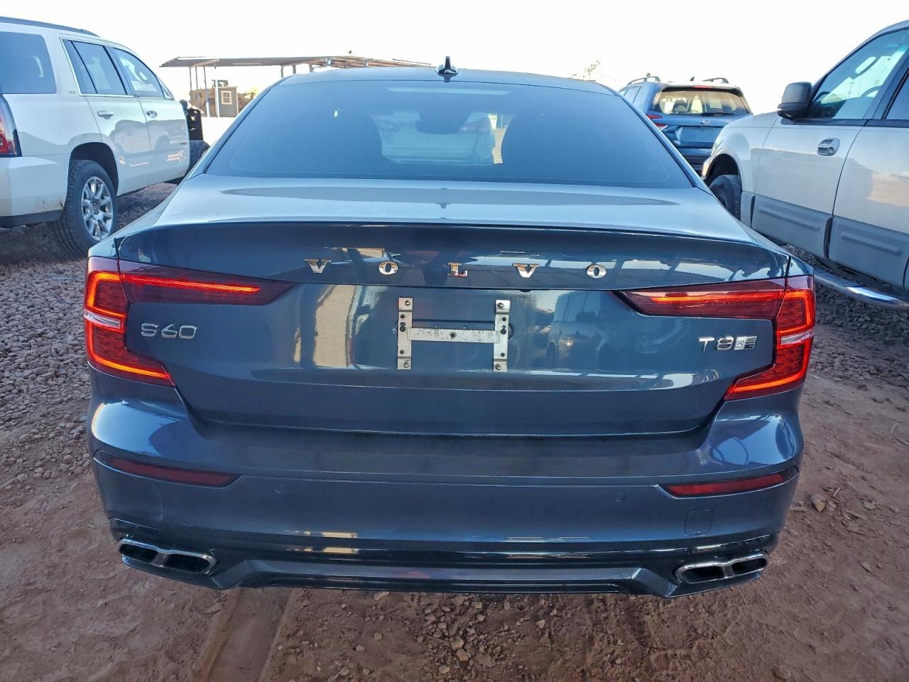 2019 VOLVO S60 T8 R-DESIGN photo 6