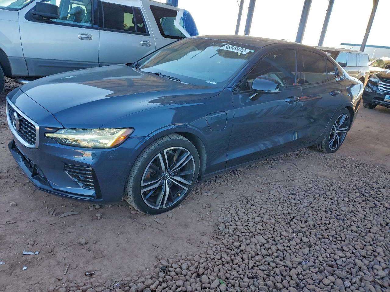 2019 VOLVO S60 T8 R-DESIGN — NORMAL WEAR damage — photo 1
