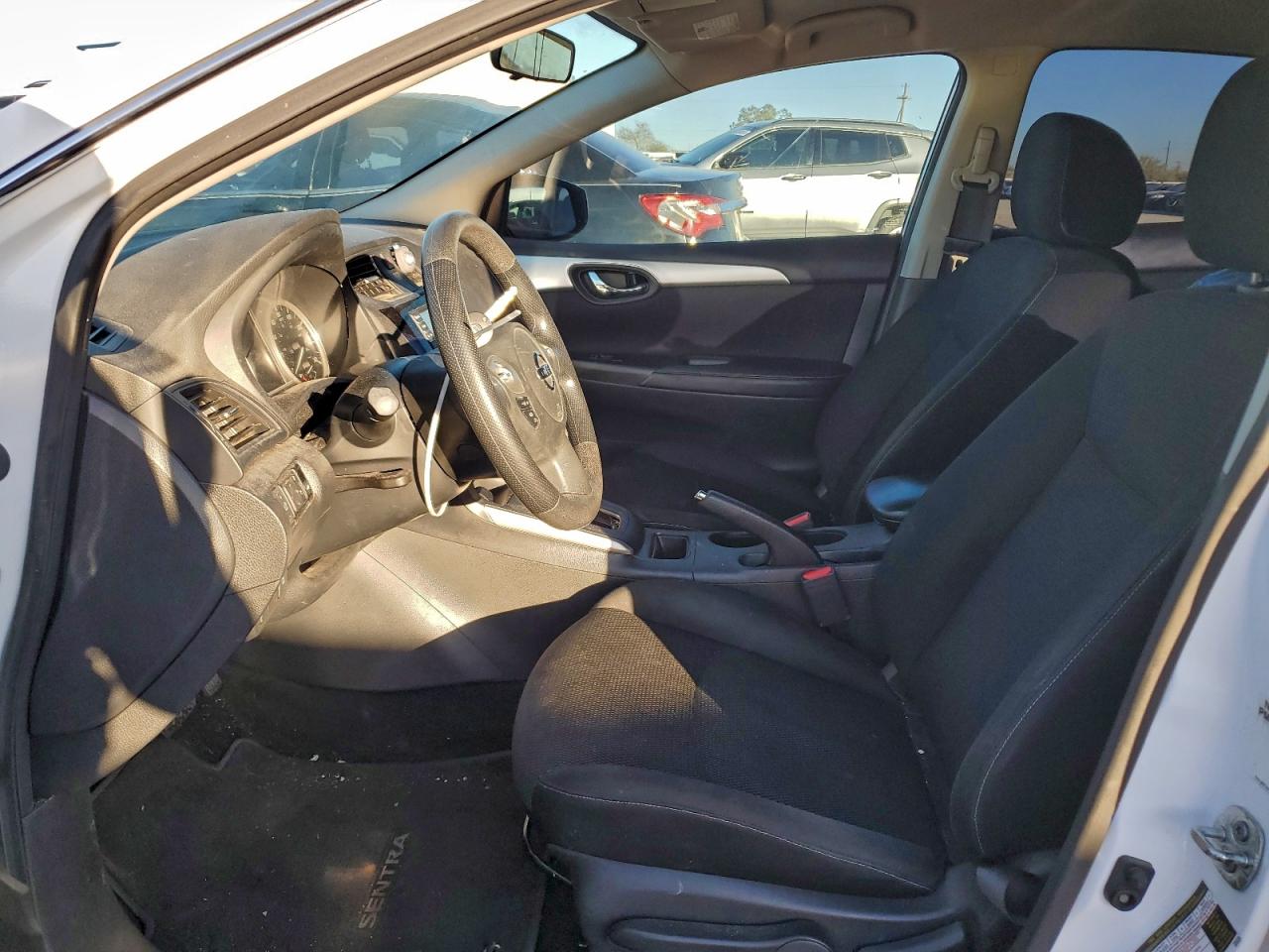 2019 NISSAN SENTRA S photo 7