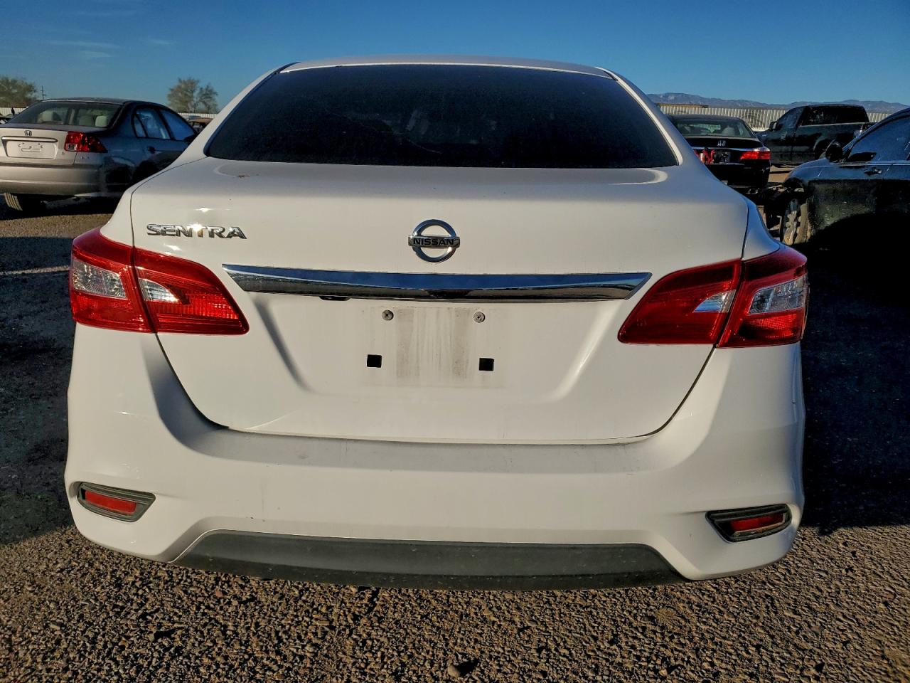 2019 NISSAN SENTRA S photo 6