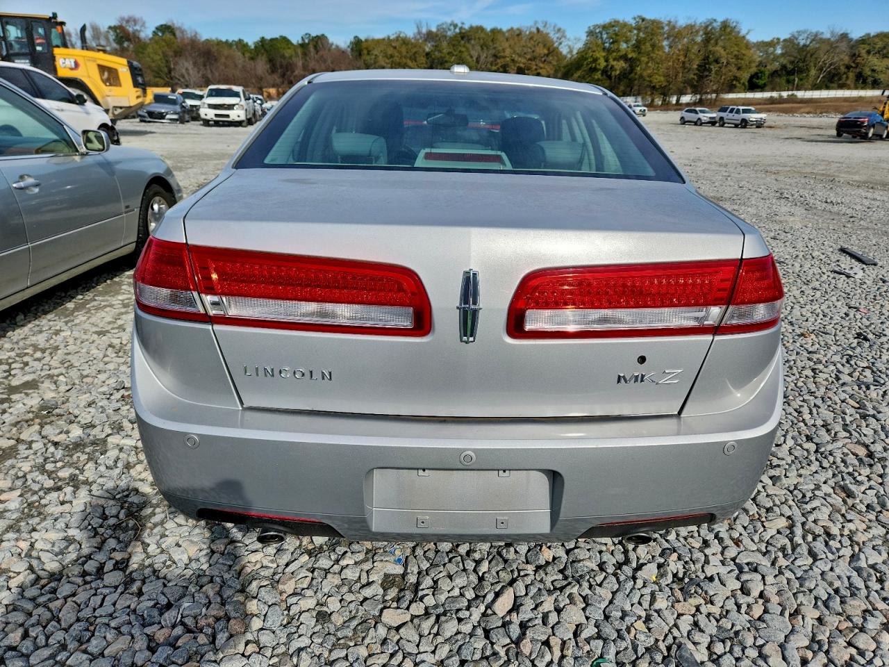 2010 LINCOLN MKZ photo 6