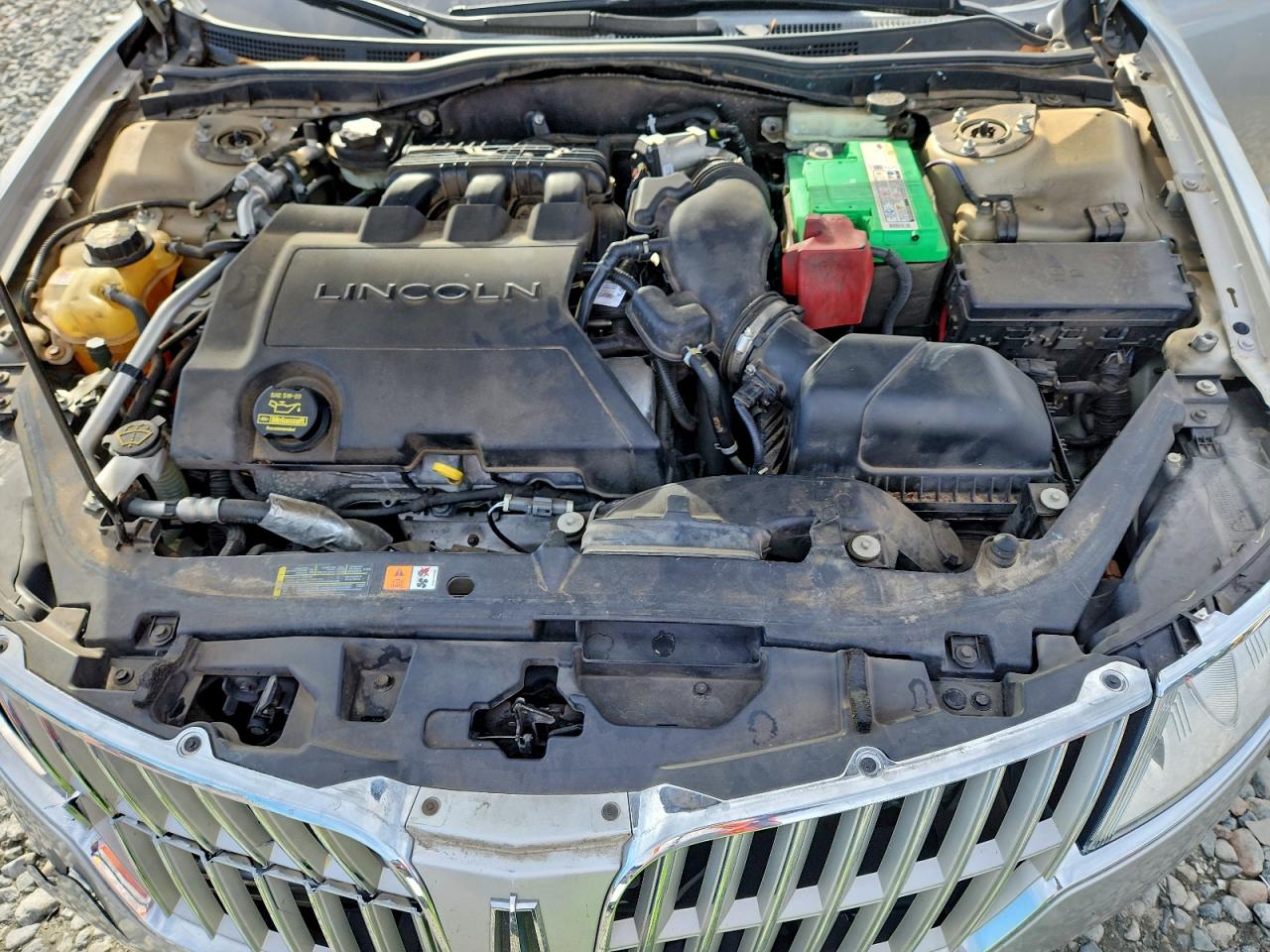 2010 LINCOLN MKZ photo 11