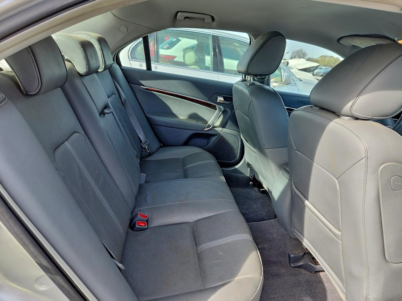 2010 LINCOLN MKZ photo 10