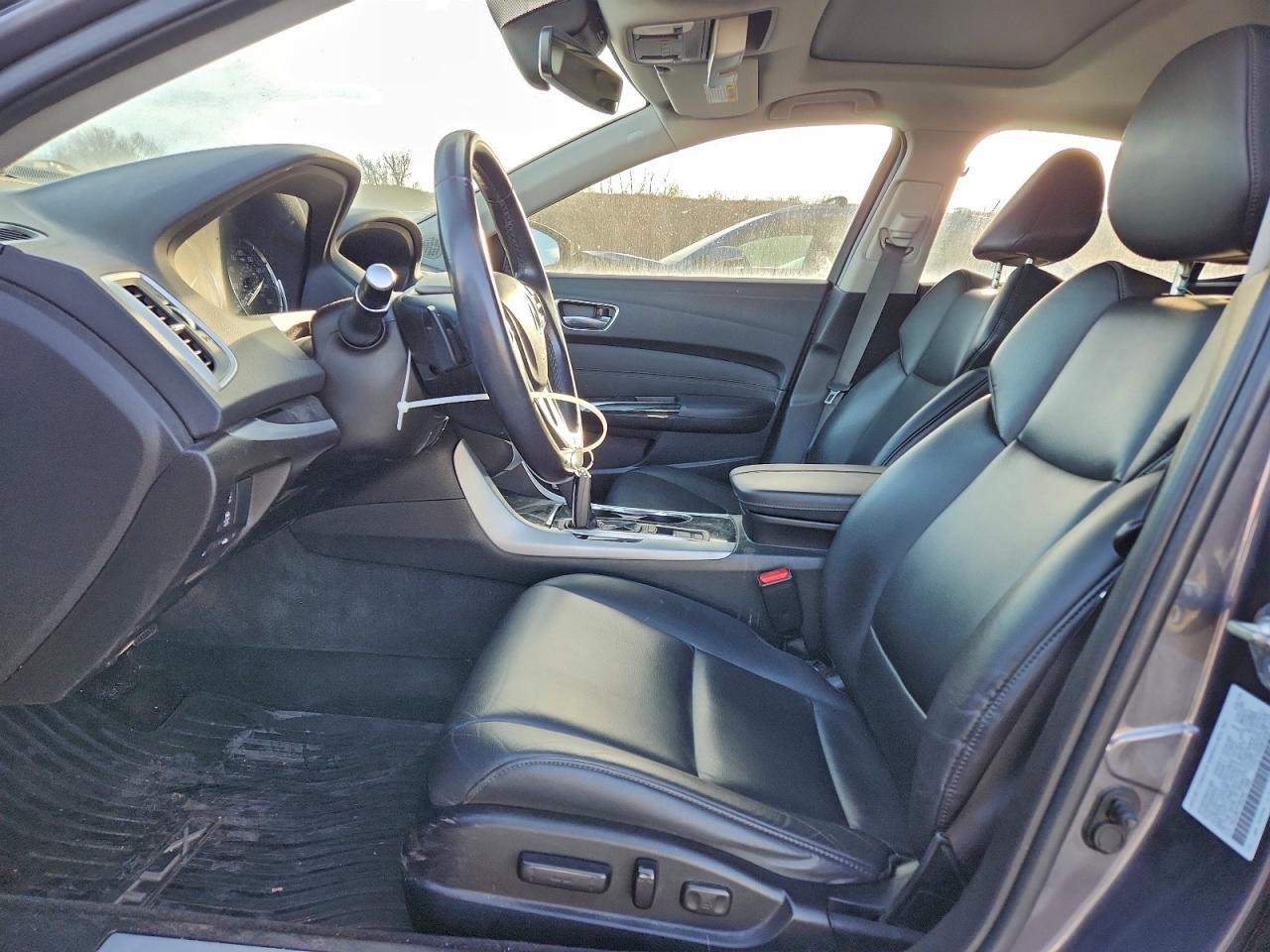 2018 ACURA TLX photo 7