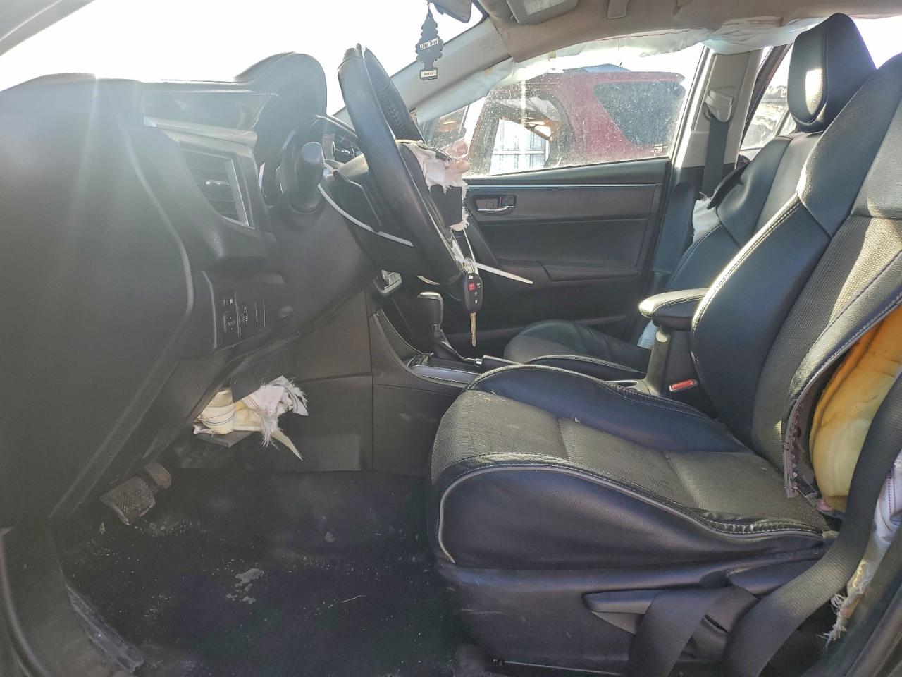 2016 TOYOTA COROLLA L photo 25
