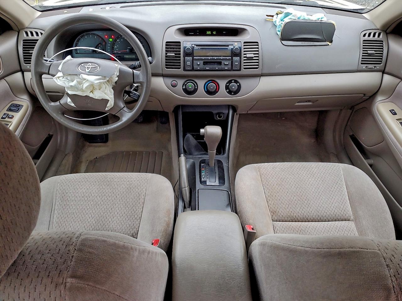 2002 TOYOTA CAMRY LE photo 22