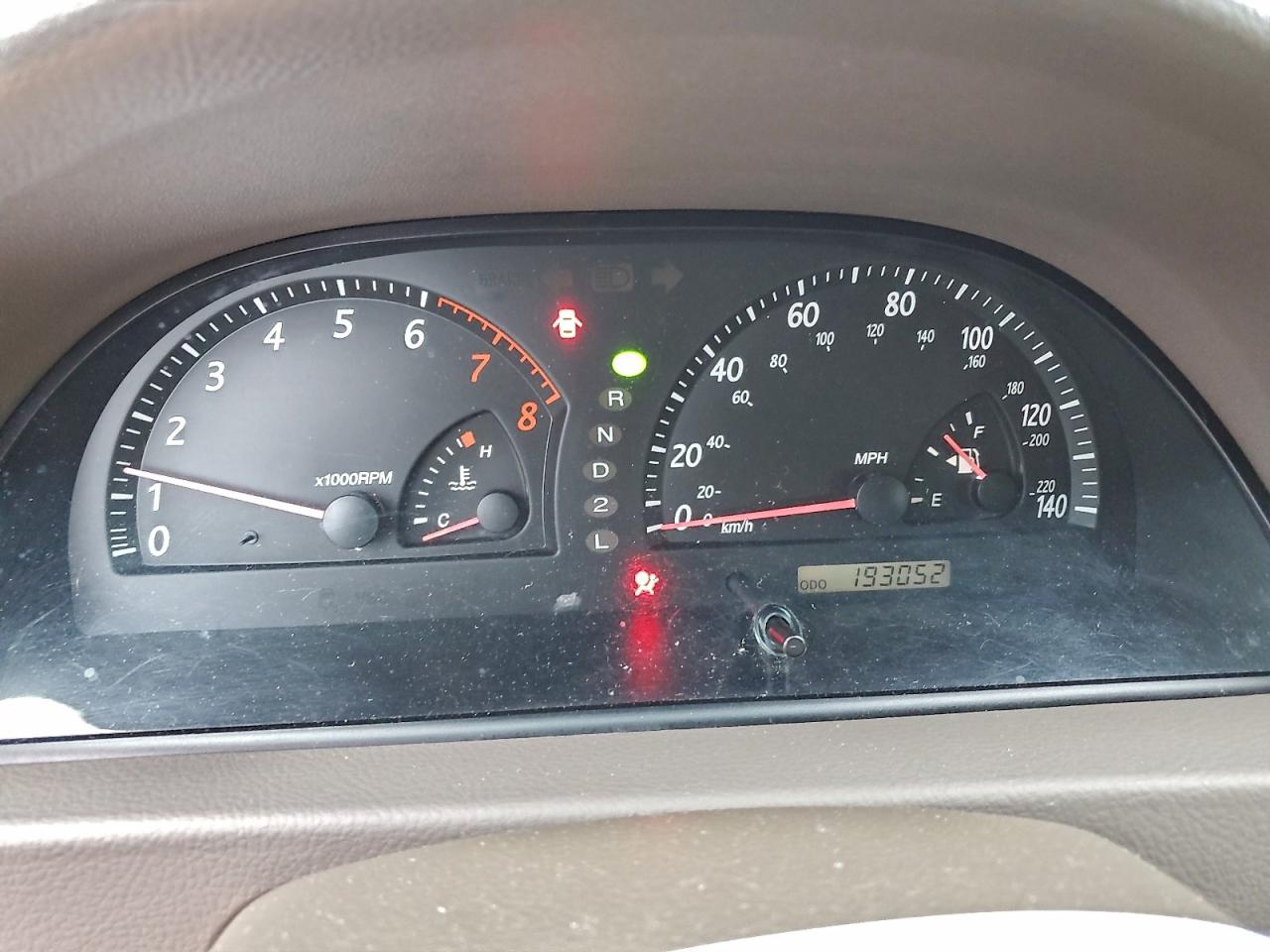 2002 TOYOTA CAMRY LE photo 25