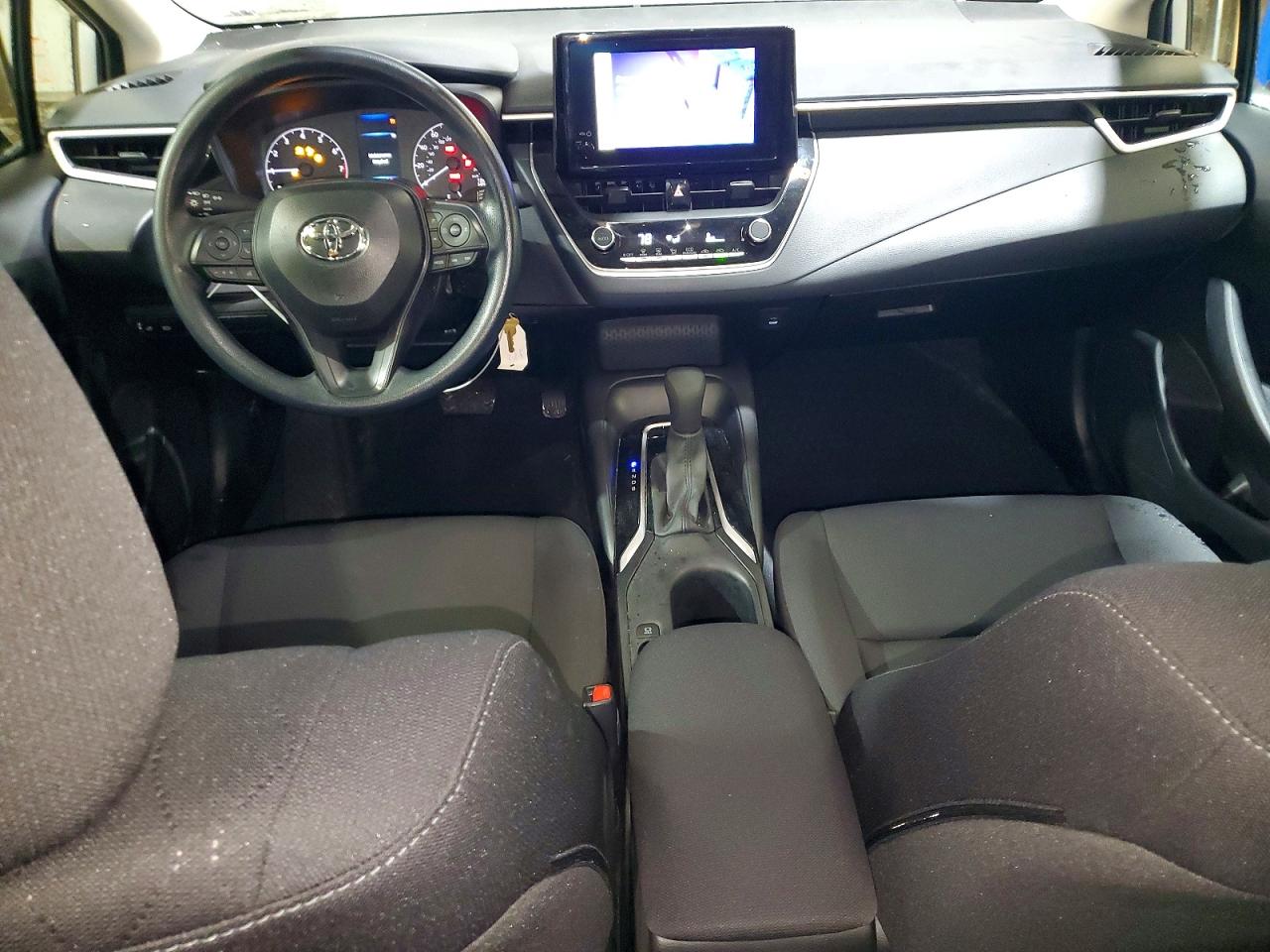 2025 TOYOTA COROLLA LE photo 15