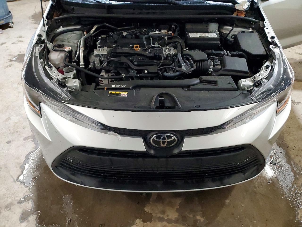 2025 TOYOTA COROLLA LE photo 21