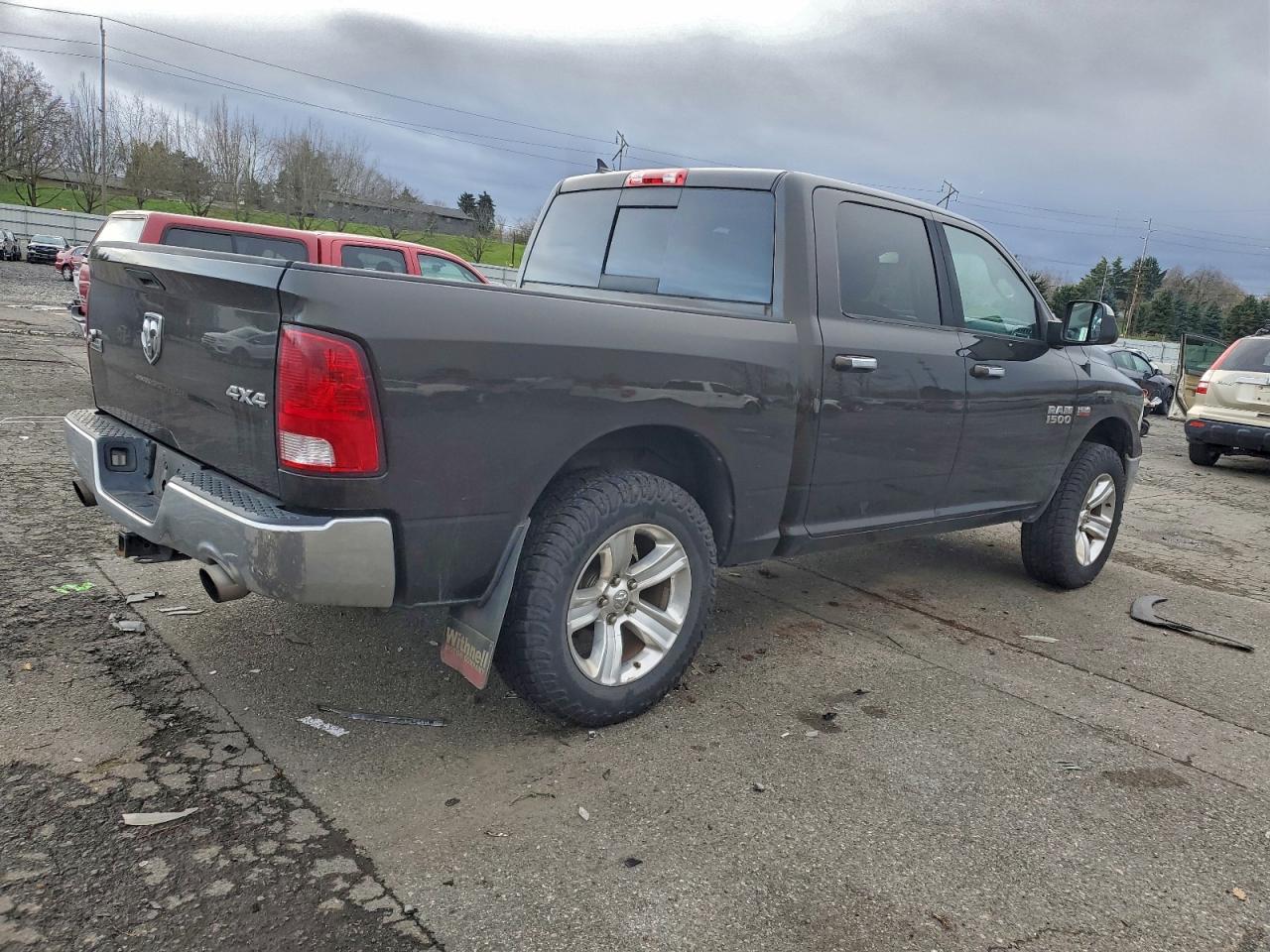 2014 RAM 1500 SLT photo 5