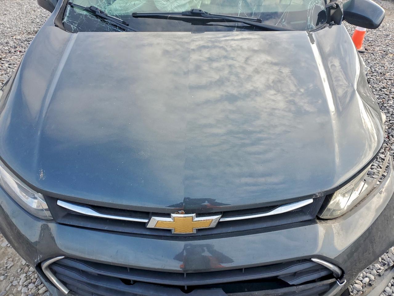 2019 CHEVROLET TRAX LS photo 12