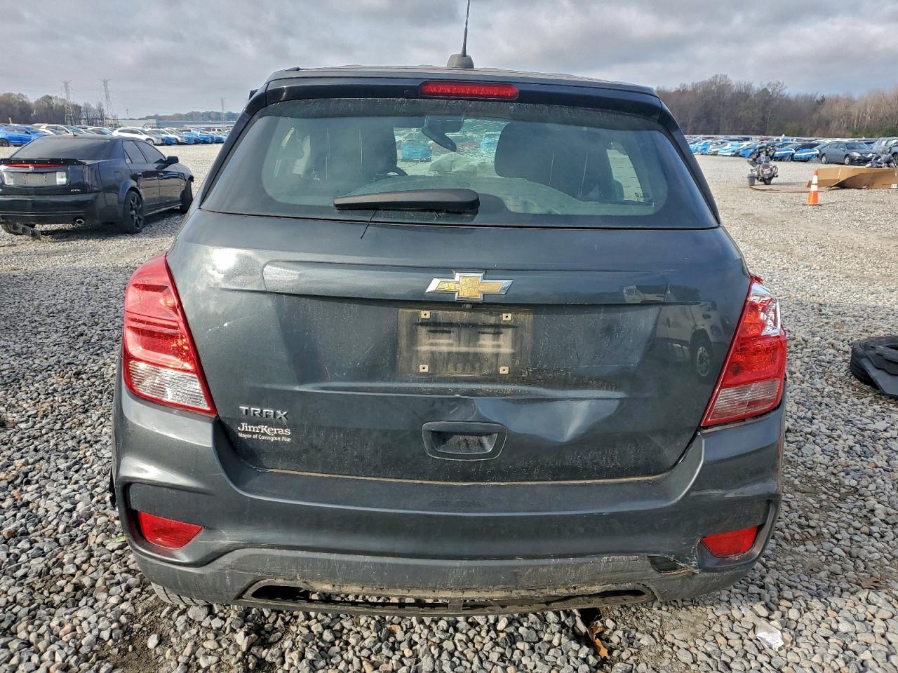 2019 CHEVROLET TRAX LS photo 6