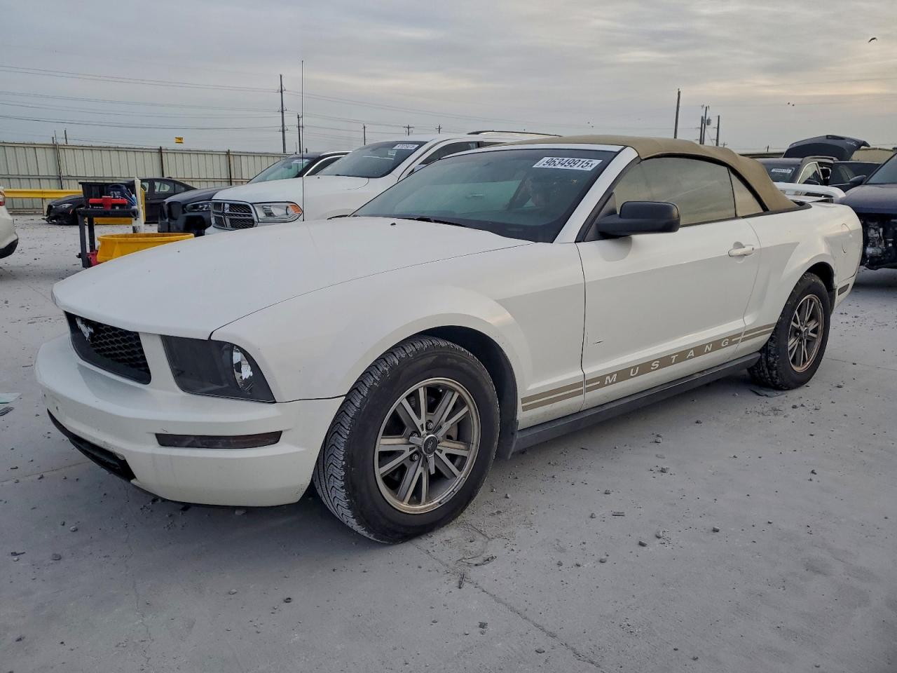 2005 FORD MUSTANG