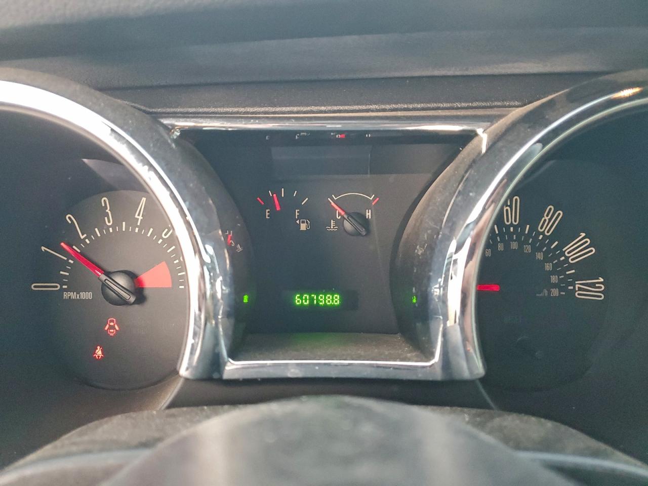 2005 FORD MUSTANG photo 9