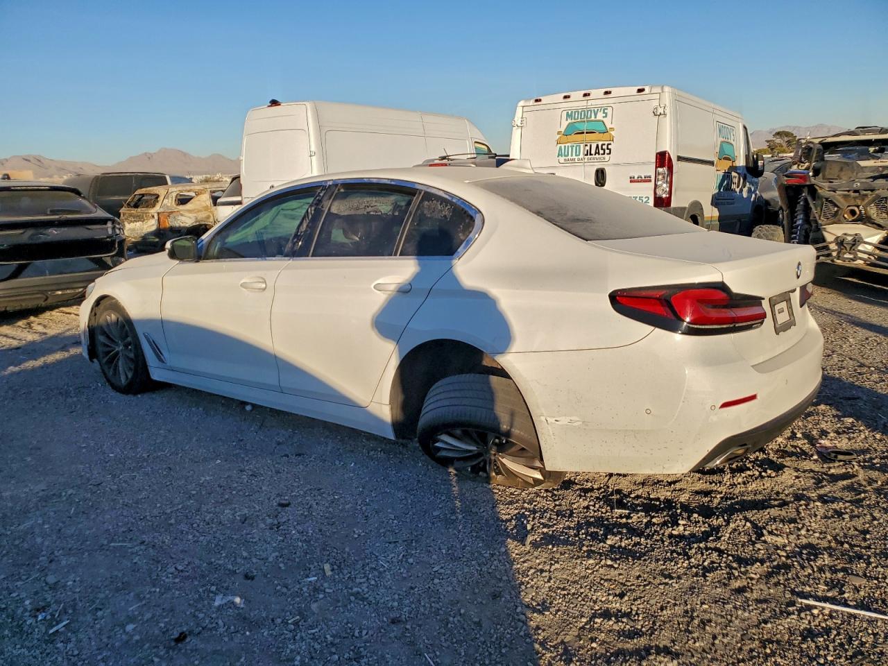 2021 BMW 530 I photo 2