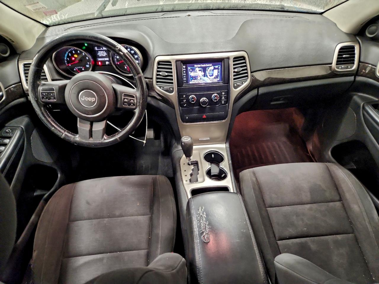 2011 JEEP GRAND CHEROKEE LAREDO photo 15