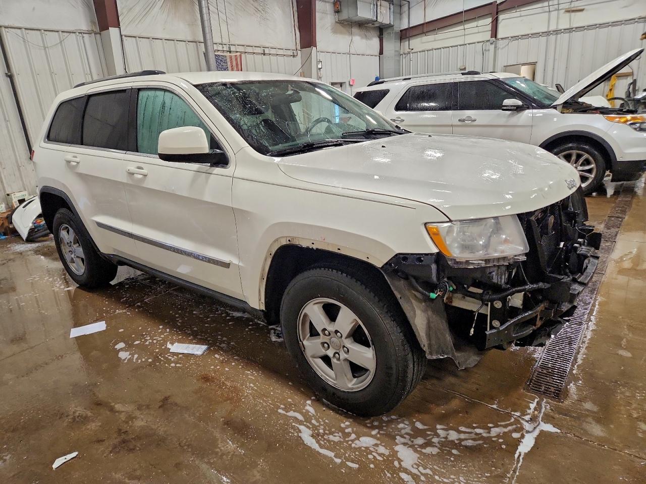 2011 JEEP GRAND CHEROKEE LAREDO photo 7