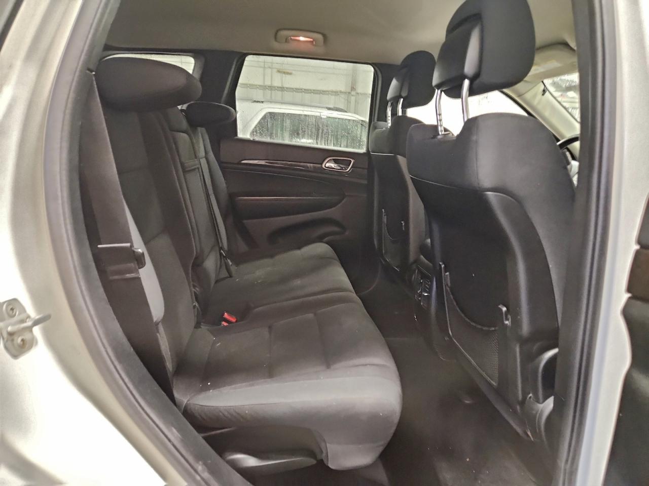 2011 JEEP GRAND CHEROKEE LAREDO photo 21