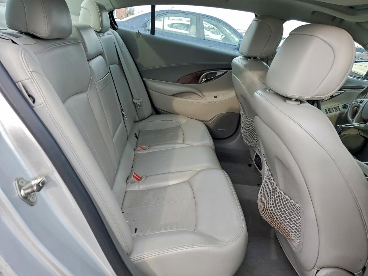 2010 BUICK LACROSSE CXS photo 19