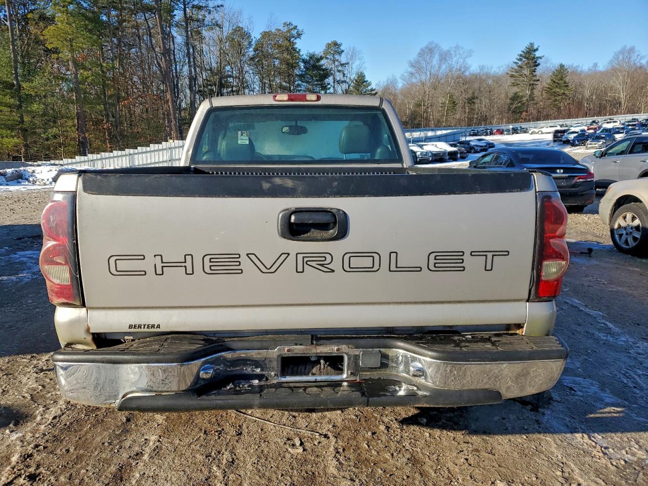 2004 CHEVROLET SILVERADO K1500 photo 6