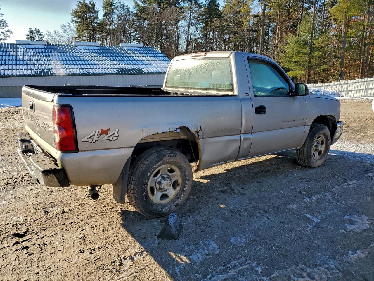 2004 CHEVROLET SILVERADO K1500 photo 3
