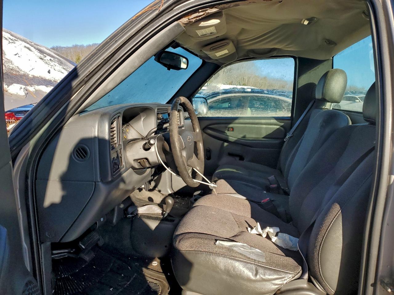 2004 CHEVROLET SILVERADO K1500 photo 7