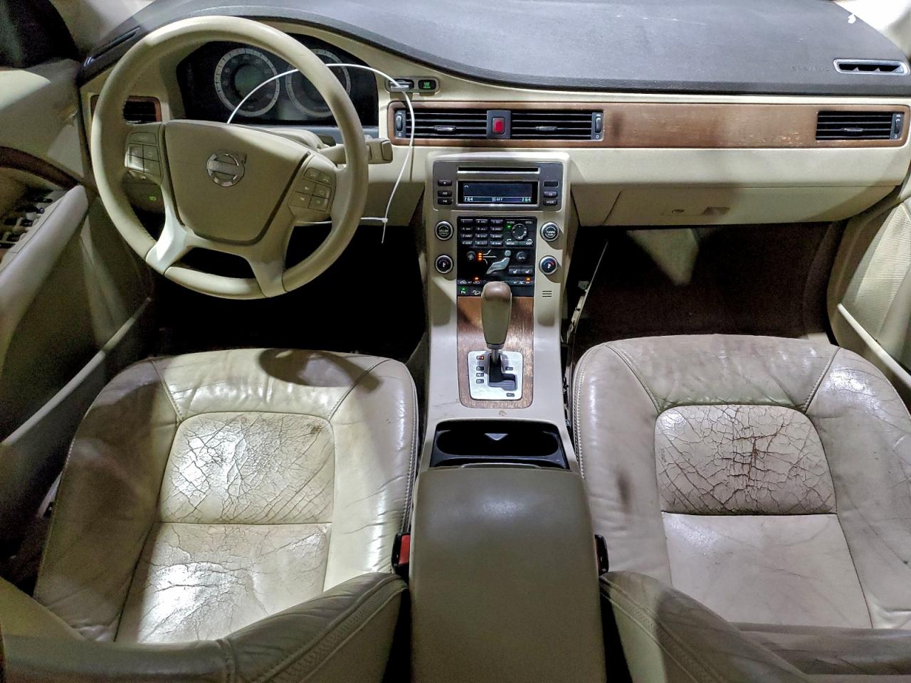 2010 VOLVO XC70 3.2 photo 8