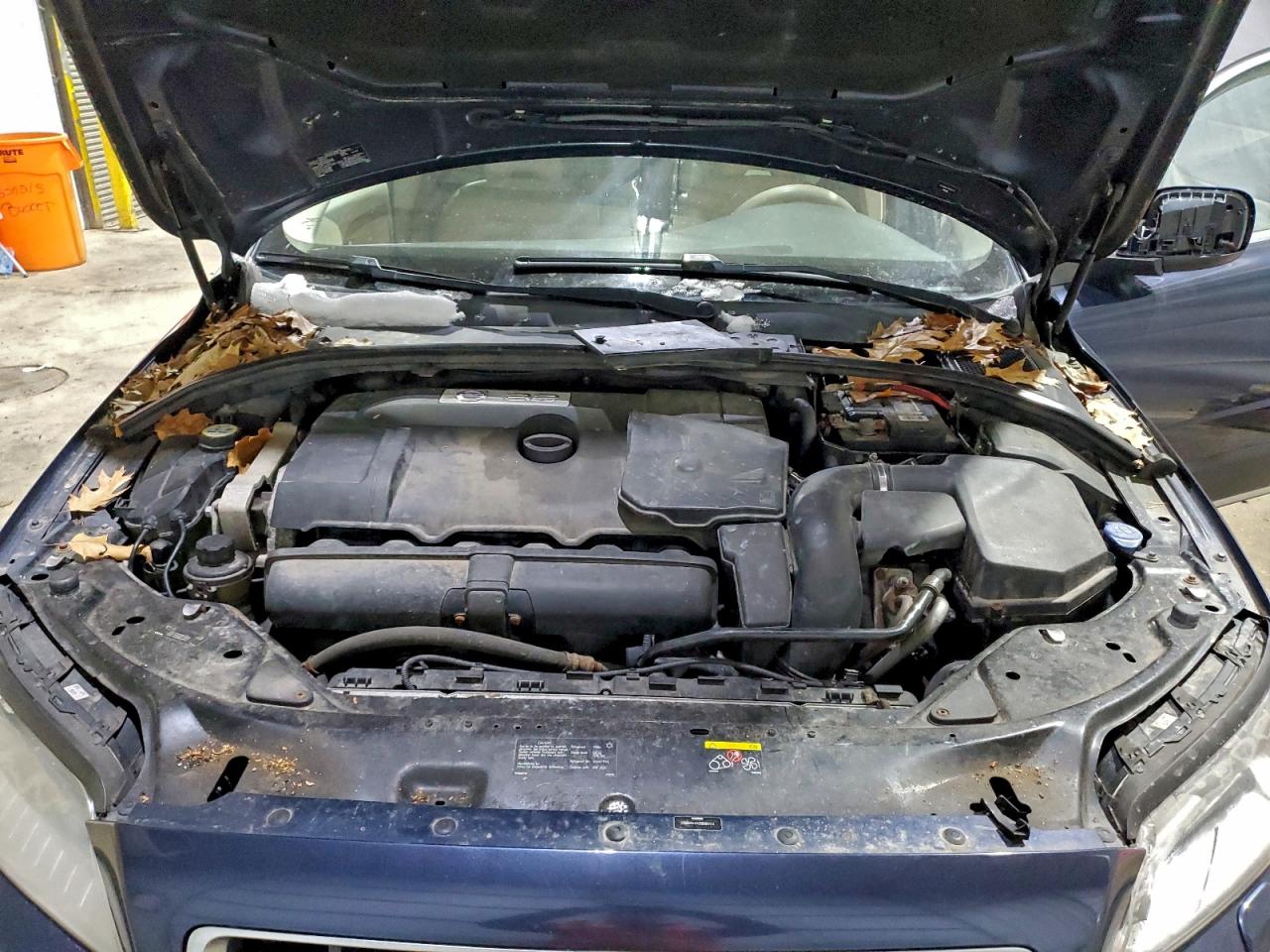 2010 VOLVO XC70 3.2 photo 11