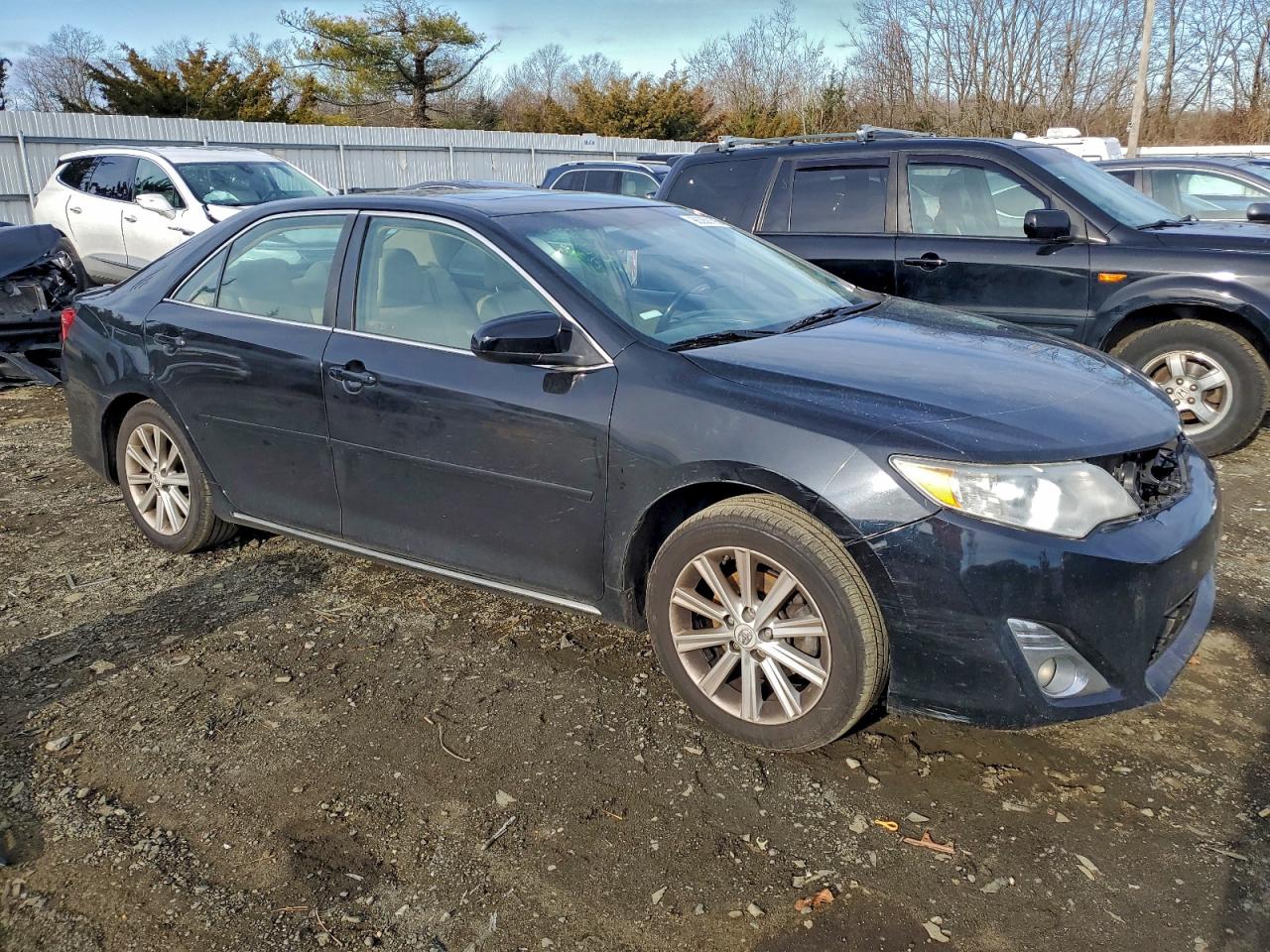 2012 TOYOTA CAMRY SE photo 4