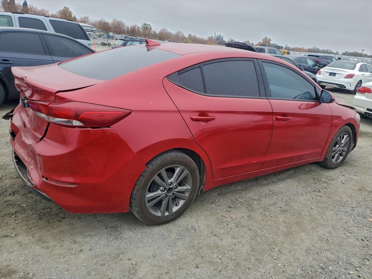 2017 HYUNDAI ELANTRA SE photo 3