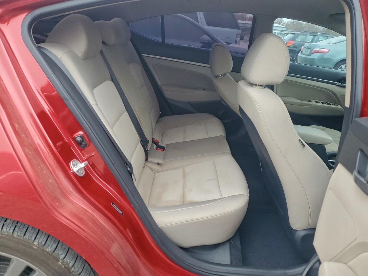 2017 HYUNDAI ELANTRA SE photo 10