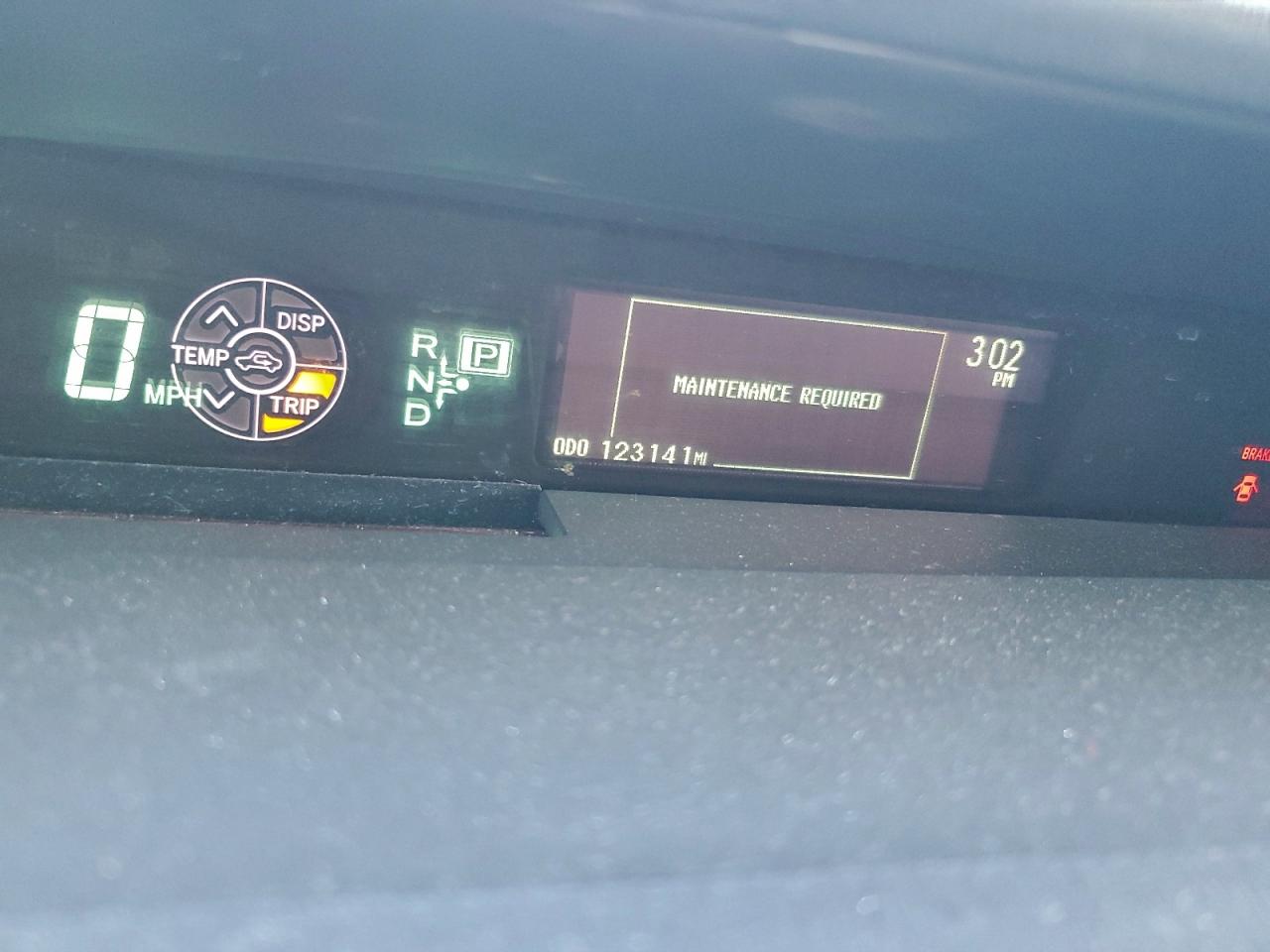 2015 TOYOTA PRIUS photo 9