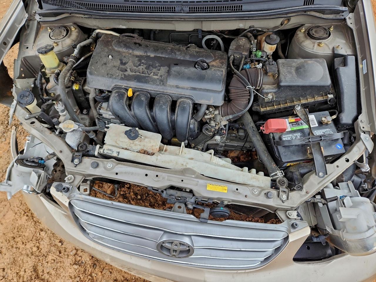 2004 TOYOTA COROLLA photo 11
