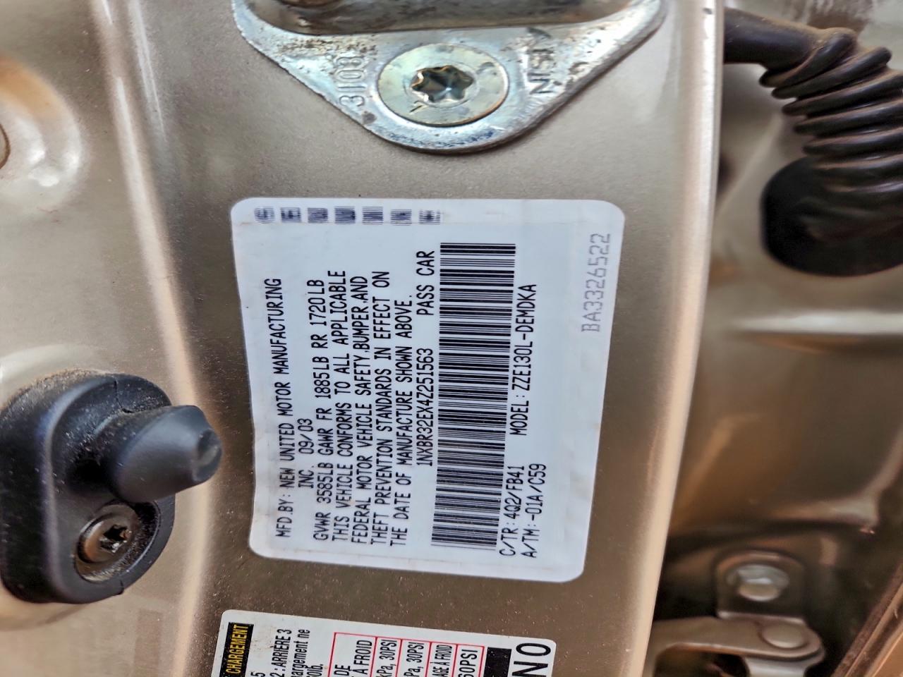 2004 TOYOTA COROLLA photo 12