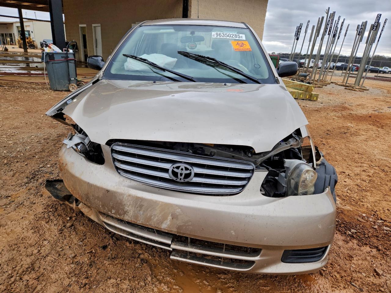 2004 TOYOTA COROLLA photo 5