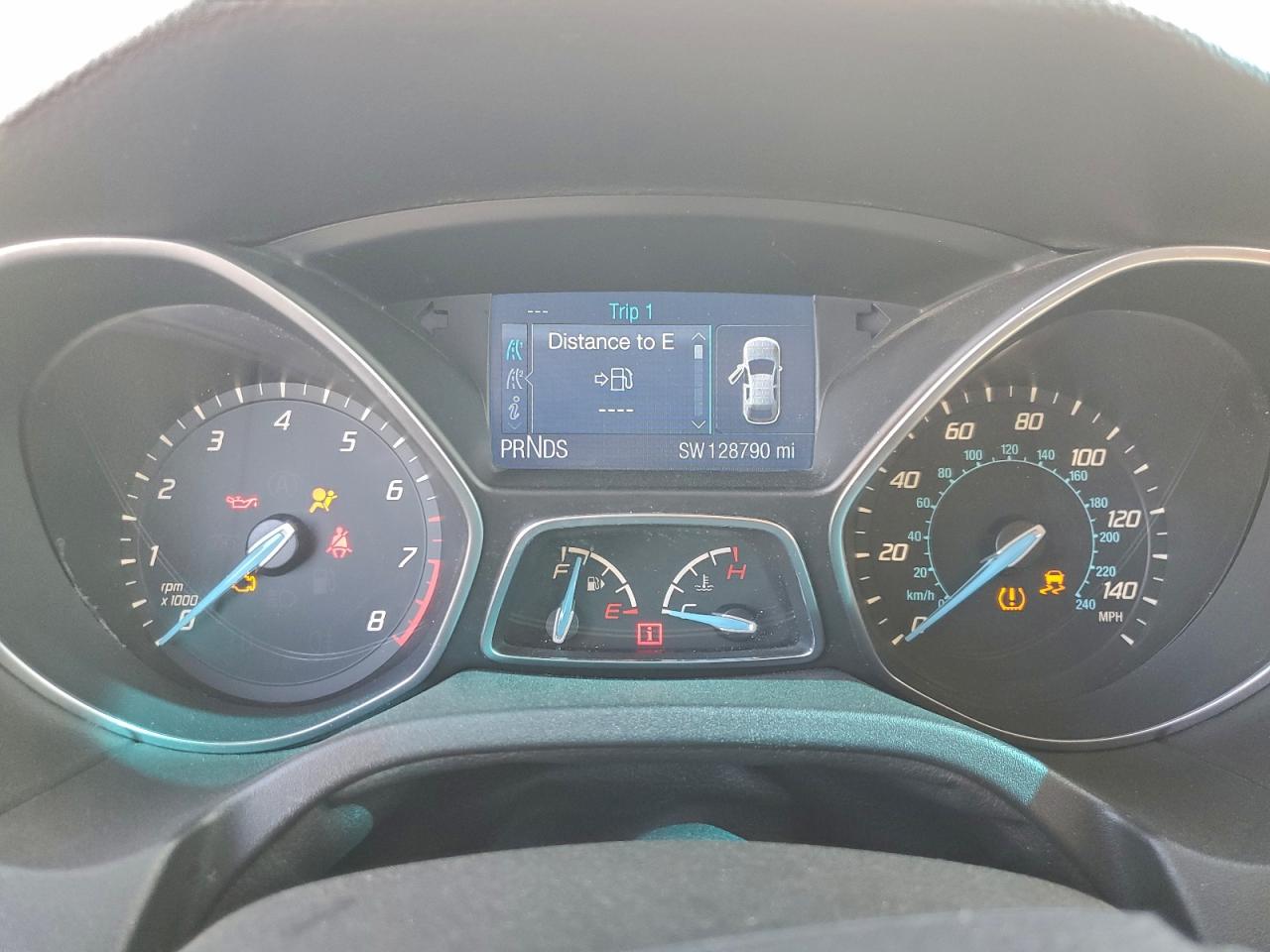 2014 FORD FOCUS SE photo 9