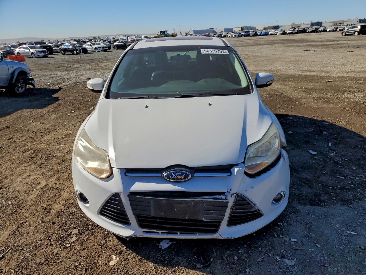 2014 FORD FOCUS SE photo 5