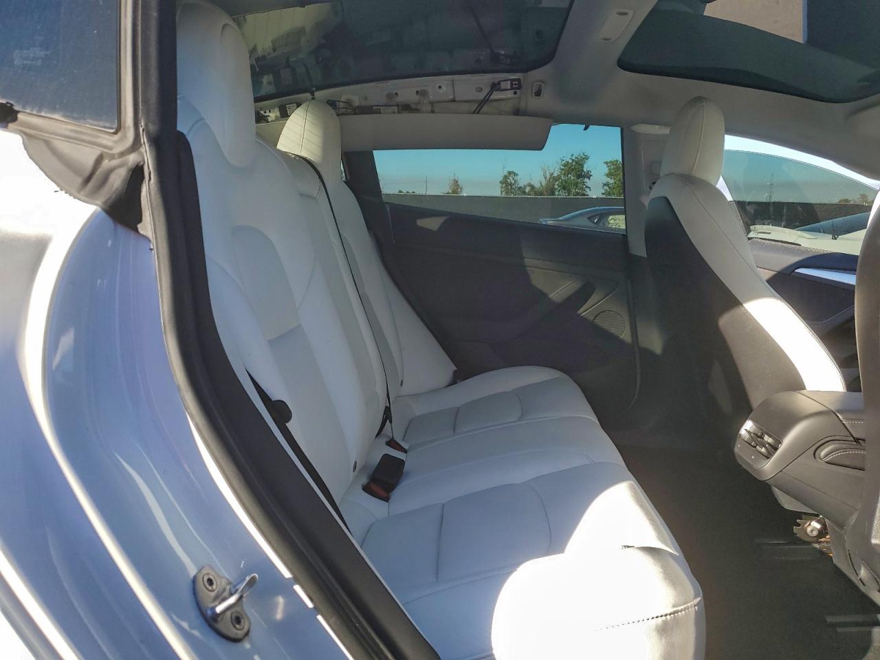 2022 TESLA MODEL 3 photo 19