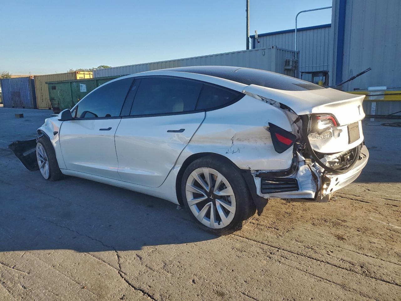 2022 TESLA MODEL 3 photo 3