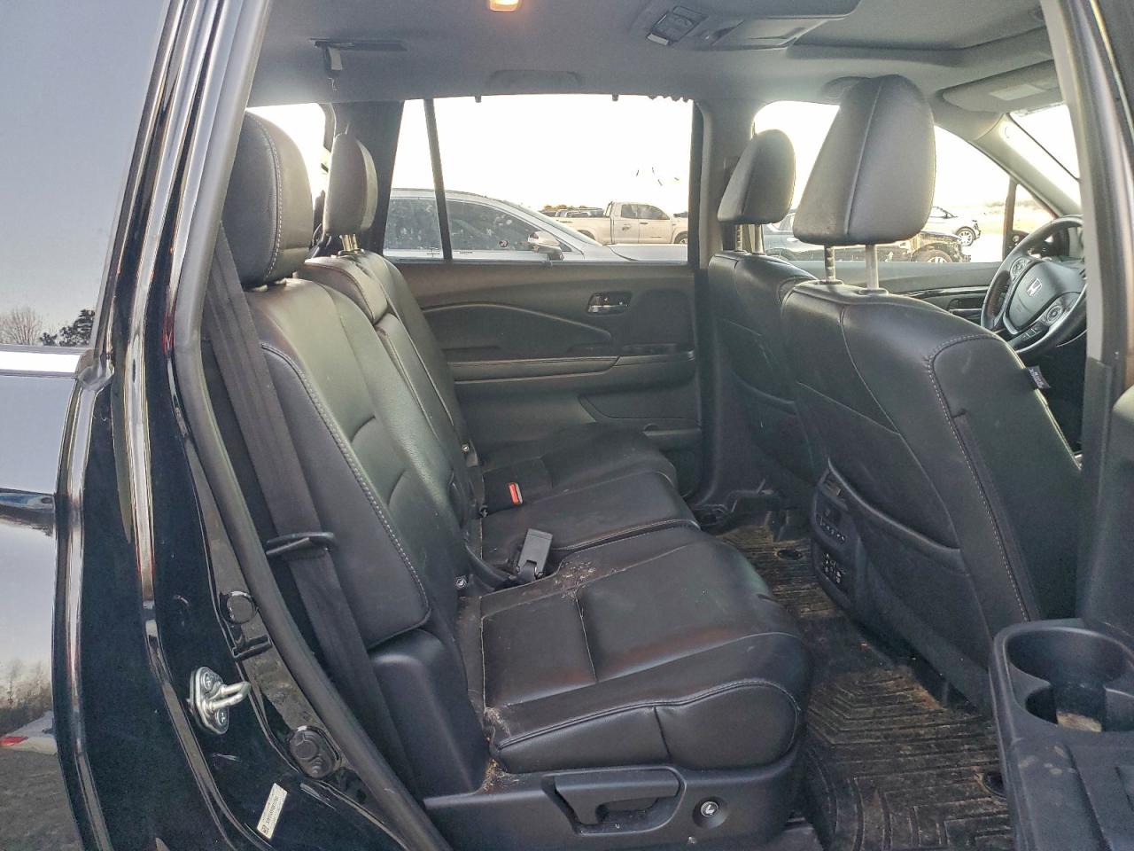 2016 HONDA PILOT TOURING photo 11
