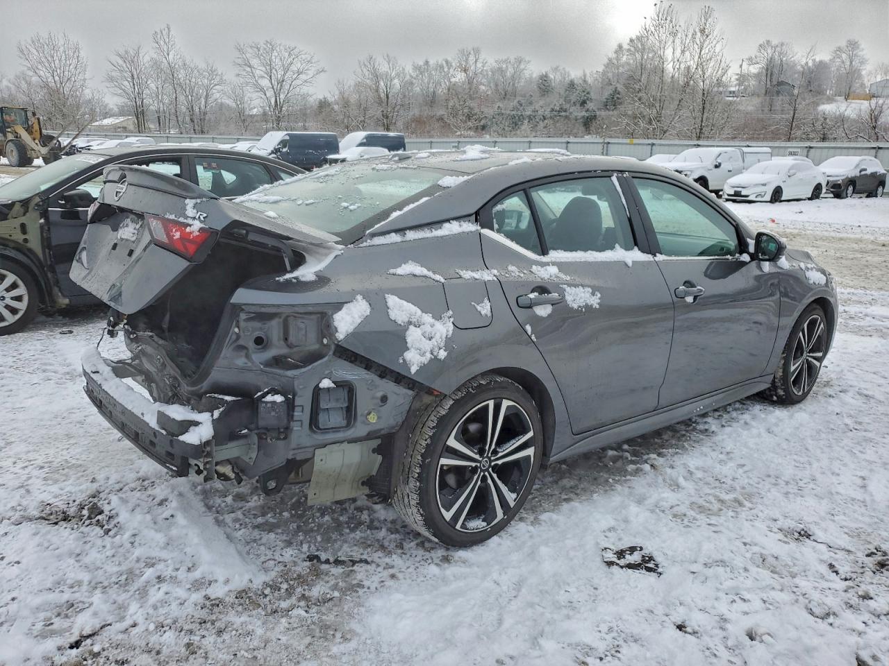 2023 NISSAN SENTRA SR photo 3