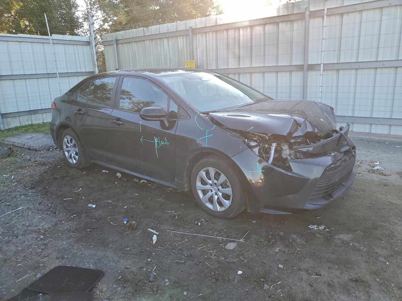 2024 TOYOTA COROLLA LE photo 4