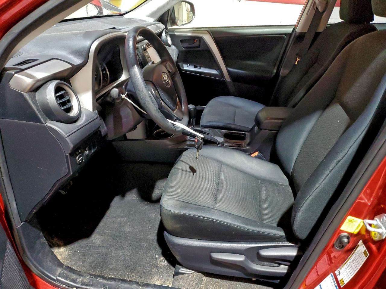 2016 TOYOTA RAV4 LE photo 7