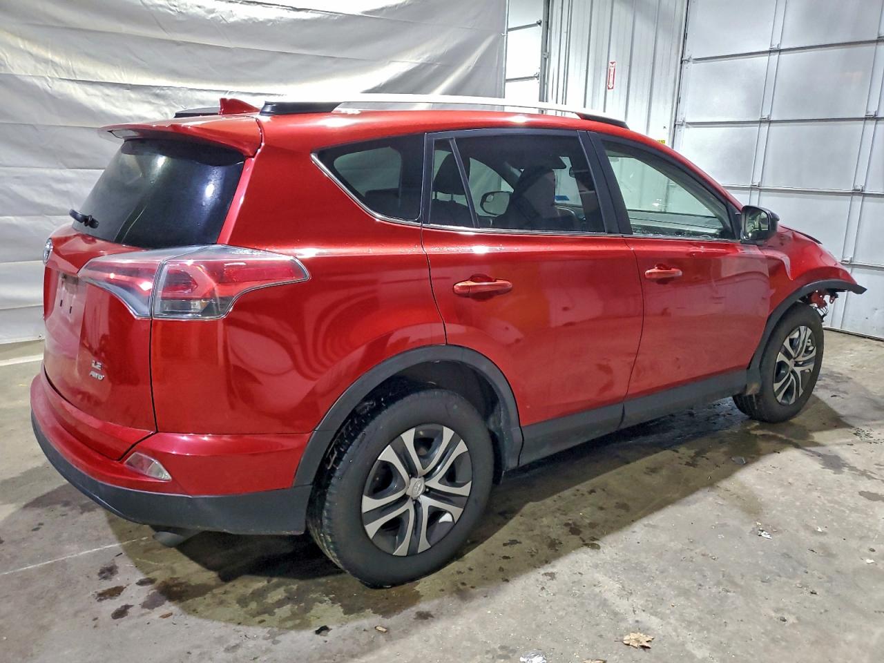 2016 TOYOTA RAV4 LE photo 3