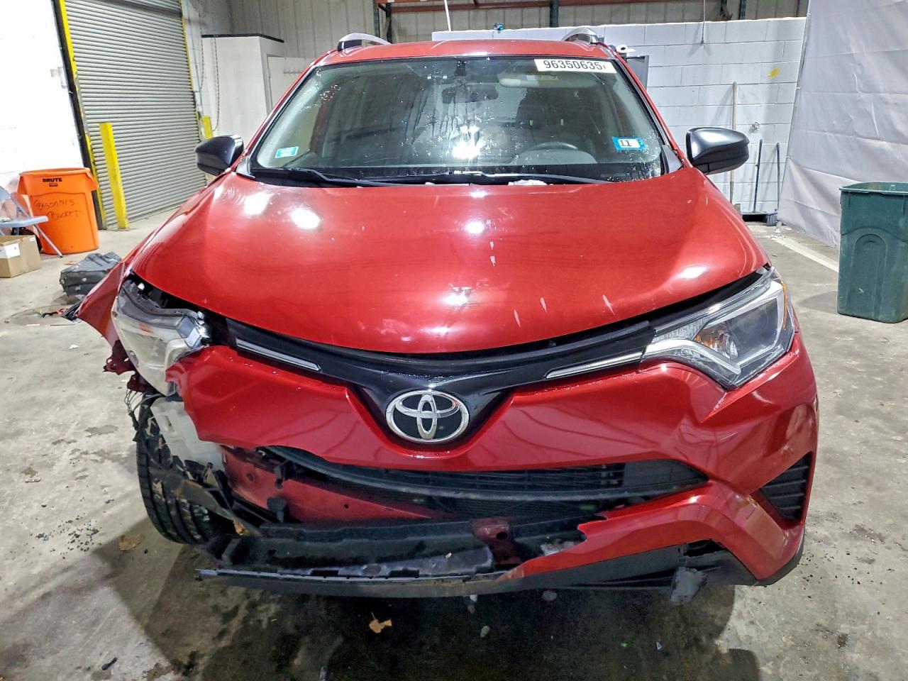 2016 TOYOTA RAV4 LE photo 5