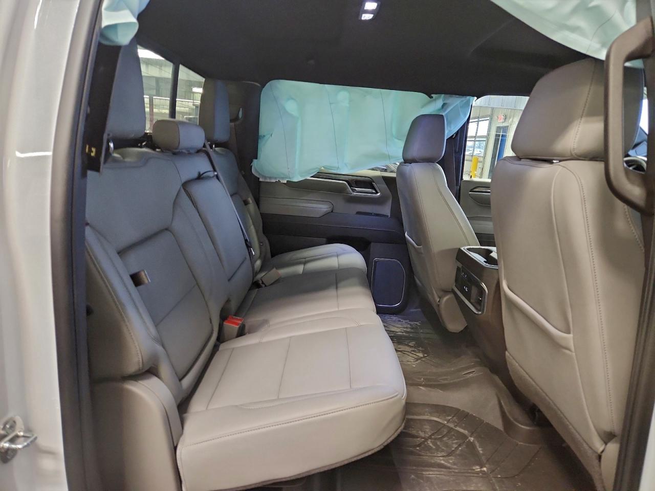 2024 CHEVROLET SILVERADO K1500 LTZ photo 10